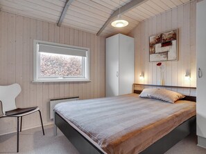 3 bedrooms, Internet - "Ebbeline" - 150m from the sea by Interhome (Bjert)