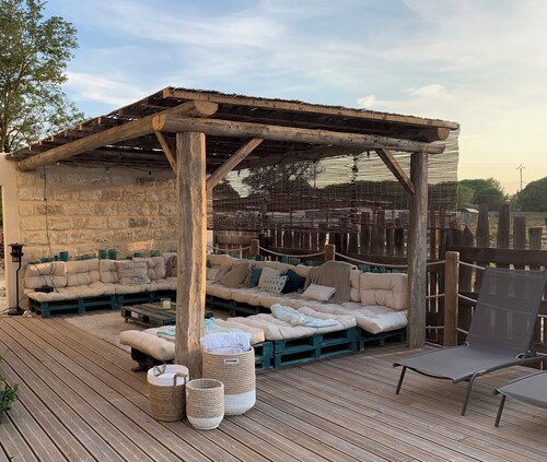 Mas de Charme à Aigues Mortes et sa Piscine