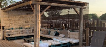 Mas de Charme à Aigues Mortes et sa Piscine