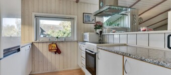 "Roel" - 500m from the sea by Interhome