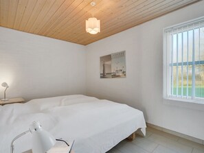 4 bedrooms, WiFi