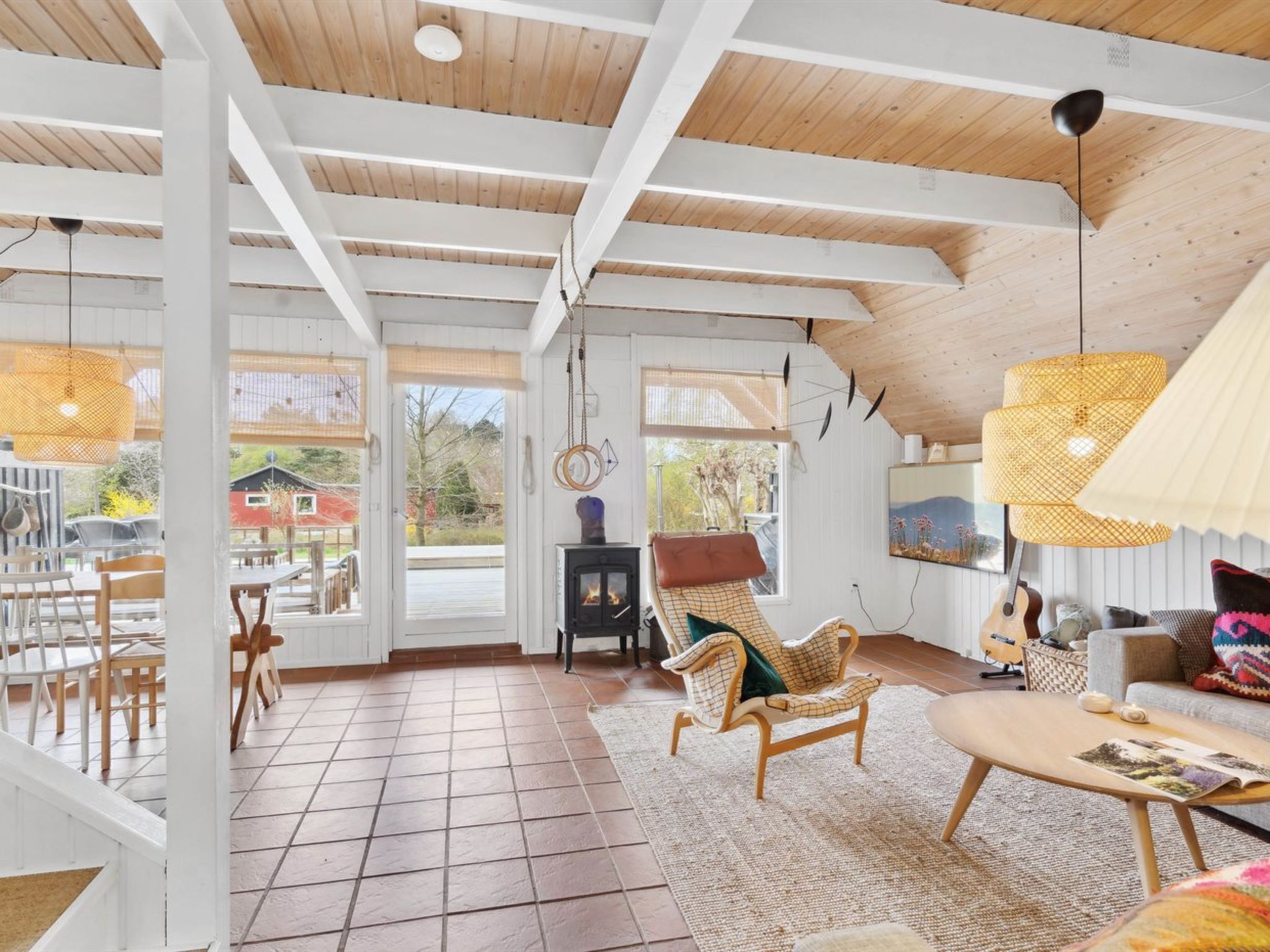 Télévision, cheminée