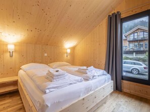 3 bedrooms, internet