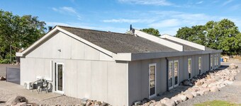 "Henne" - 2.5km from the sea by Interhome
