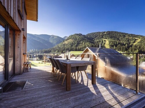 Superior #55 mit IR-Sauna by Interhome