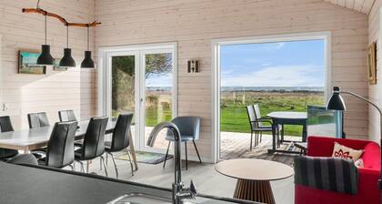 "Mato" - 100m from the sea by Interhome