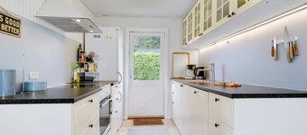 "Aksa" - 400m from the sea by Interhome