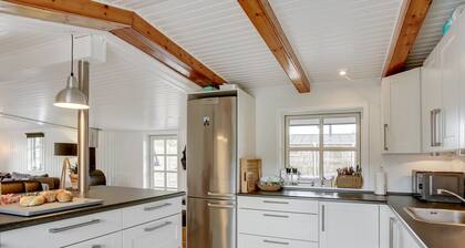"Gunlef" - 50m from the sea by Interhome