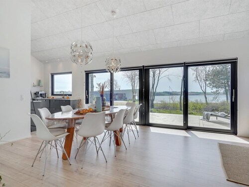 "Haley" - 150m from the sea by Interhome