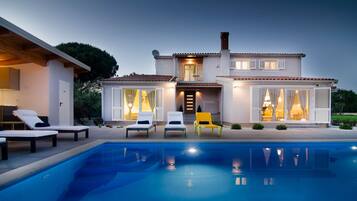 Villa | 4 Schlafzimmer