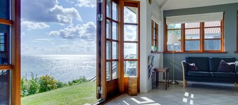 "Botmar" - 10m from the sea by Interhome