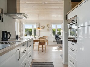 Fridge, microwave, oven, dishwasher - "Mirkka" - 50m from the sea by Interhome (Asperup)