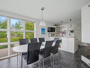 Dining - "Gullan" - 75m from the sea by Interhome (Middelfart)