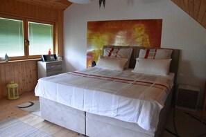 1 bedroom, blackout curtains, free WiFi, bed sheets - Studio Silvia (Metlika)