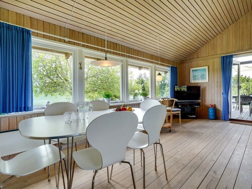 "Janne" - 400m from the sea by Interhome