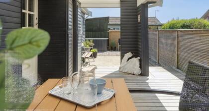 "Sazur" - 75m from the sea by Interhome