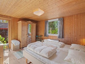 2 bedrooms, WiFi