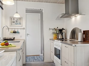 Fridge, oven, cookware/dishes/utensils
