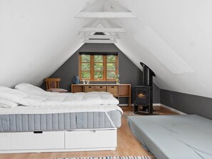 3 bedrooms, internet