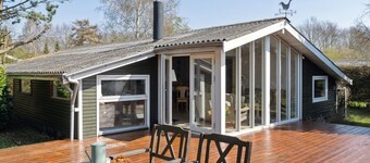 "Gisella" - 200m from the sea by Interhome