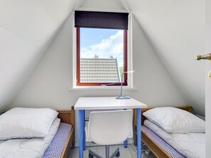 2 bedrooms, internet