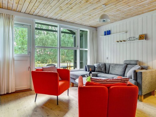 "Bennek" - 200m from the sea by Interhome