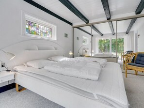 3 bedrooms, internet