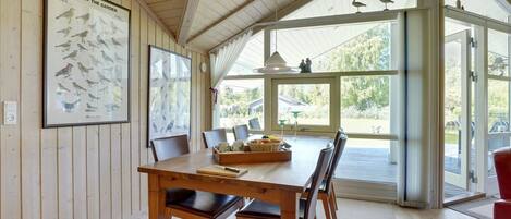 تناول الطعام