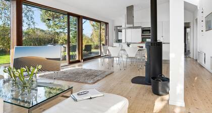"Erikka" - 300m to the fjord by Interhome