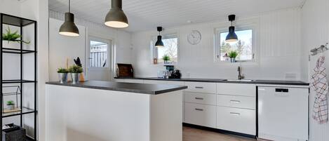 Fridge, oven, dishwasher, highchair