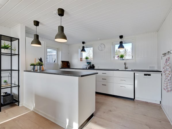 Fridge, oven, dishwasher, highchair