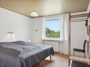 5 bedrooms, Internet