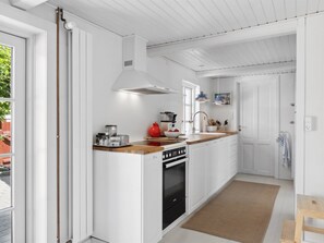 Køleskab, mikrobølgeovn, ovn, opvaskemaskine
