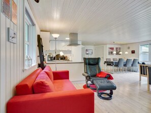 TV, fireplace, DVD player - "Dorete" - 2.2km from the sea by Interhome (Rømø)