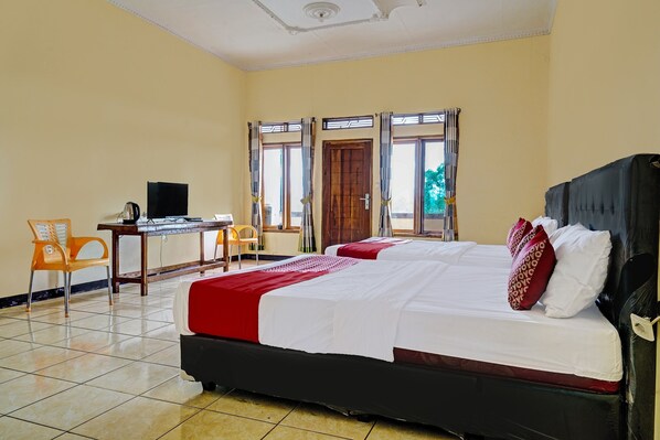 Family Suite | Bed sheets - Hotel O Artana Bed and Breakfast.NearSitu Cileunca (Pangalengan)