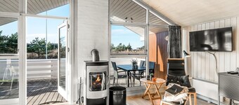 "Hermandine" - 700m from the sea by Interhome