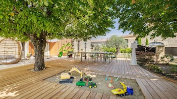 Children's area