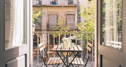 Apartment '1 Ylang' with Balcony, Wi-Fi and Air Conditioning