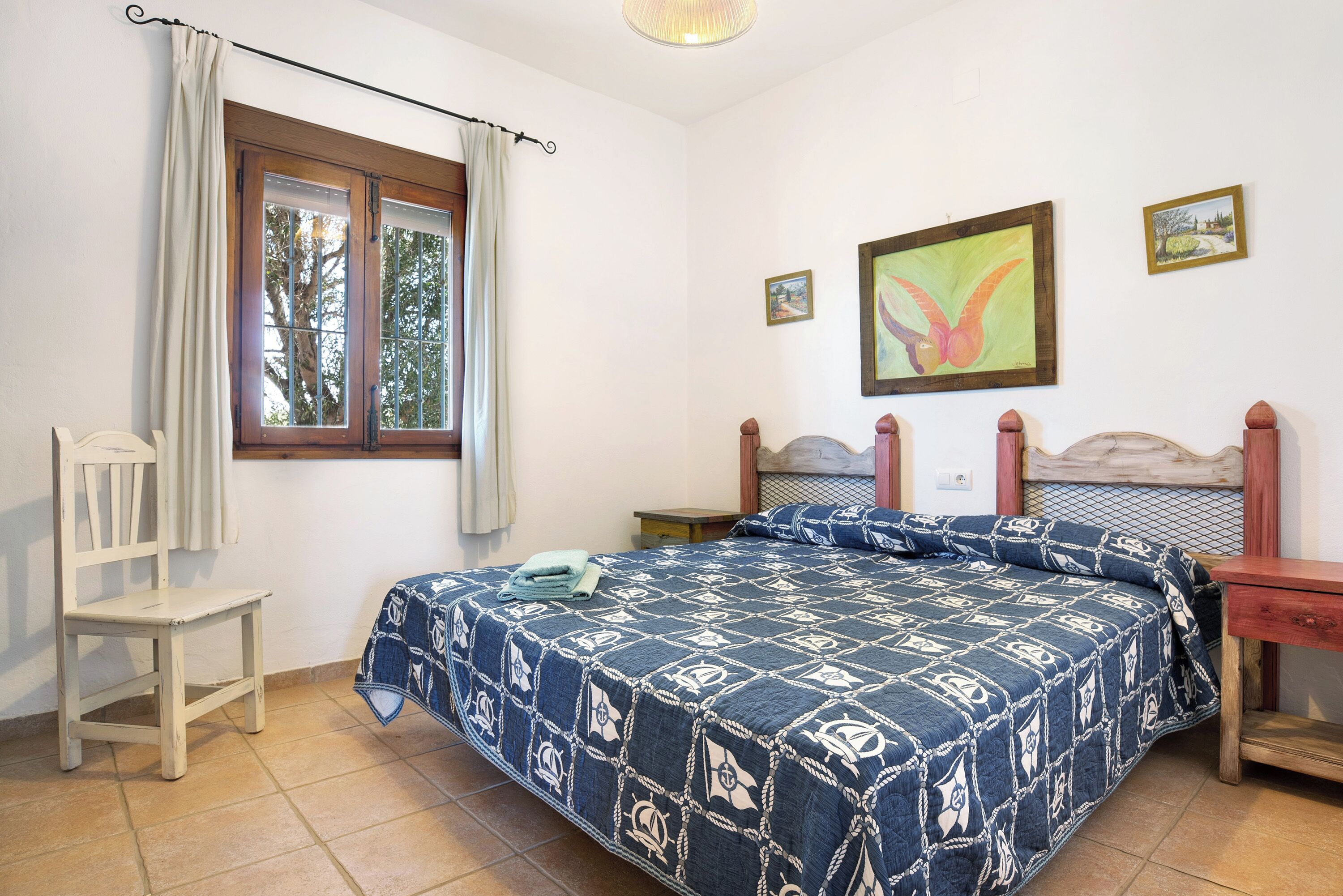 2 chambres, fer et planche à repasser, Wi-Fi gratuit, draps fournis