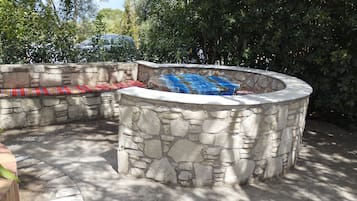 Outdoor spabad