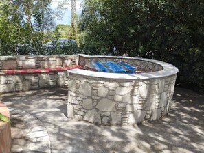 Outdoor spa tub - Kos Dream Beachwalk Apartment with Private Terrace, Balcony and Wi-Fi (???)