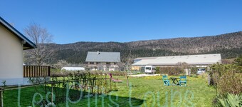 Appartement Les Ptits Loups, Autrans-Méaudre en Vercors vue montagne, terrasse privée et jardin