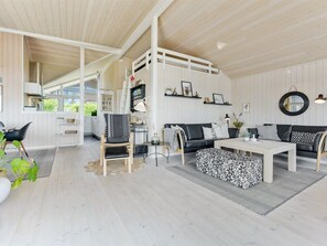 TV, fireplace, DVD player - "Fridtjof" - 100m from the sea by Interhome (Sydals)