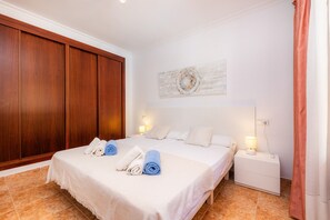 3 bedrooms, free WiFi, bed sheets