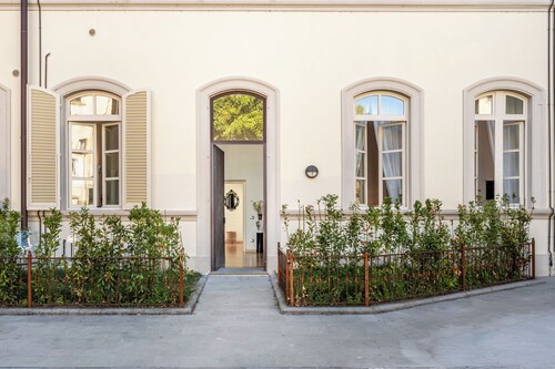 Holiday Home 'Mirò' with Private Garden, Wi-Fi and Air Conditioning