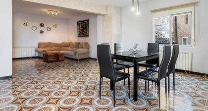 Apartment "La Garrofera" with Private Terrace & Wi-Fi