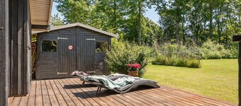 "Hasti" - 700m from the sea by Interhome