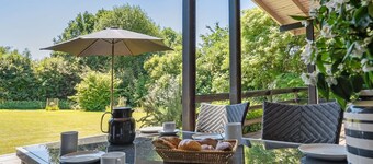 "Hasti" - 700m from the sea by Interhome