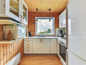 Fridge, microwave, oven, cookware/dishes/utensils