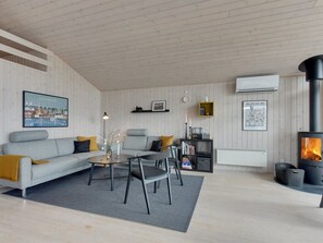 TV, fireplace - "Darja" - 300m from the sea by Interhome (Haderslev)